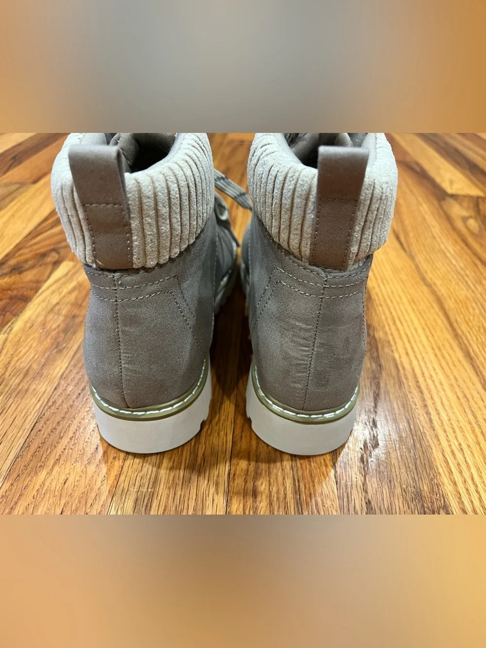 Cliffs White Mountain Connie Lace Up Gray Ankle Boots Size 7 Read Description